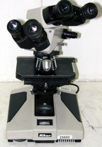 Nikon Optiphot Dual-Head Binocular Microscope | Labequip